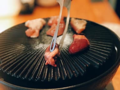 伊賀焼×熊野地鶏の鶏焼肉