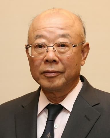 奥村 氏