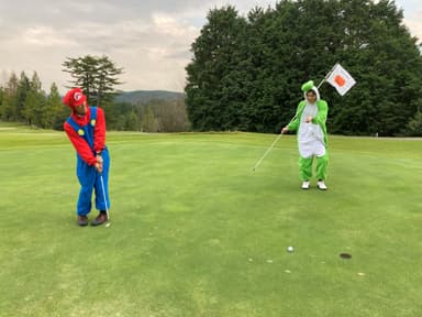 昨年の「ハロウィンGOLF」の様子