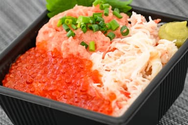 3色丼