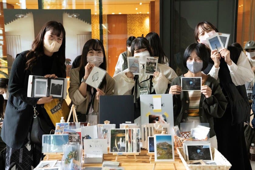 来場者43万人を突破。閉幕まで残り4日。
『T3 PHOTO FESTIVAL TOKYO 2022』イベントレポート。
～ 写真を愛する方々の「情熱」と「活気」に満ち溢れた1か月 ～