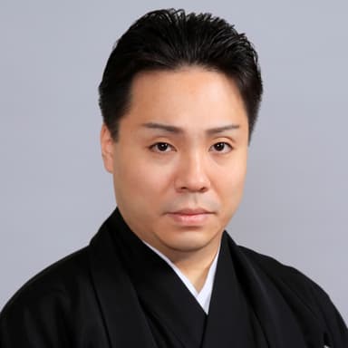 藤間勘十郎