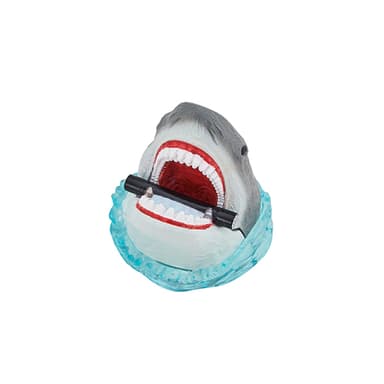 JAWS2　電気ケーブルを咥えた傷だらけのJAWS