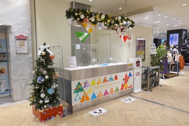 京阪シティモールでのクリスマス装飾の様子