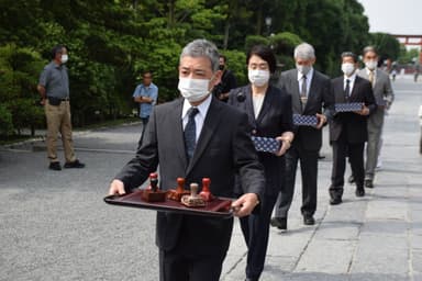 鶴岡八幡宮での奉納式