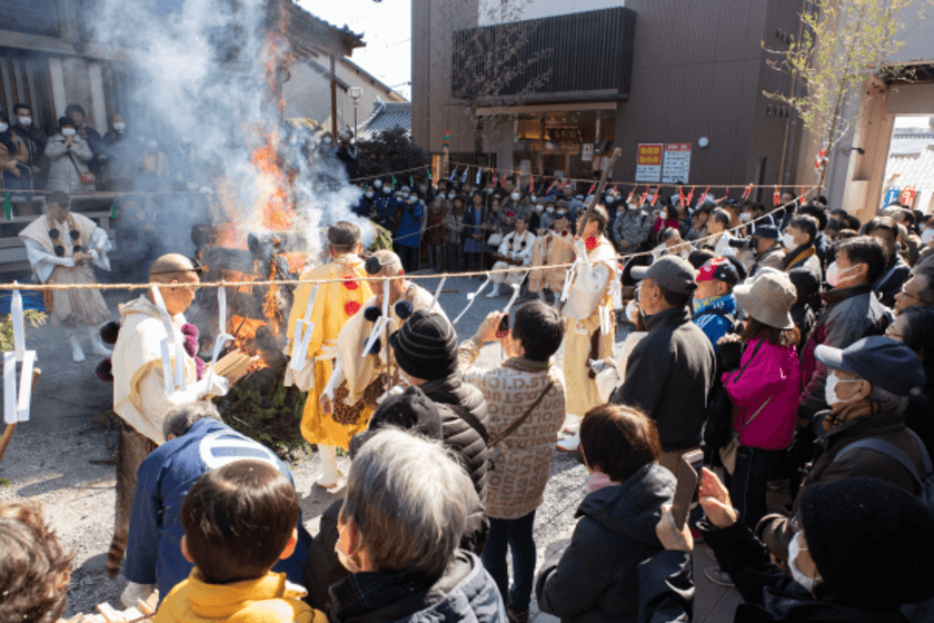 3年ぶり！大阪府吹田市　炎の祭典『吹田の火祭』を、
狭い境内の常光円満寺にて2023年2月11日(祝)に開催