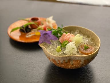 料理 魚石／湖国懐石(神経締め一本釣り天然ビワマスのお造り)