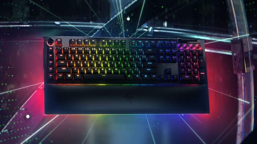 ＜Razer＞ ゲームへの没入感を高めるゲーミングキーボード
「Razer BlackWidow」シリーズの最新モデル
「Razer BlackWidow V4 Pro」を4月21日(金)に発売