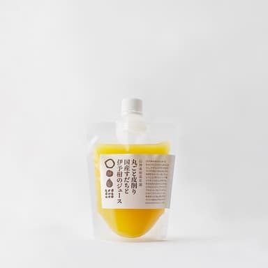 丸ごと皮削り国産すだちと伊予柑のジュース200mL