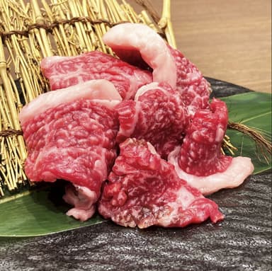 「黒毛和牛カルビ」1&#44;320円