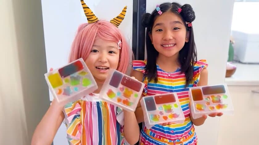 登録者数400万人超えKids YouTuber「こたみのチャンネル」と
共同開発商品！遊べる菓子『レインボーヌードル』が登場