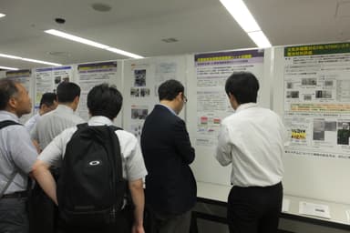 過去の様子(展示会)