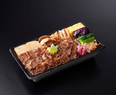 『黒毛和牛 すき焼重』(税込1&#44;301円／1個)