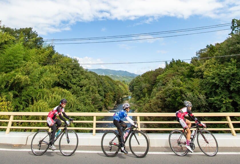 群馬赤城山の裾野約100kmを1日で走破するロングライドイベント
10月14日に開催！今年は赤城山1周ライドにショートコースが登場
　～『赤城山1周ライド』サイクリング赤城2023～