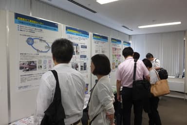 展示会の様子