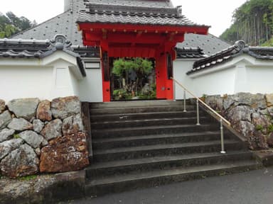 宝泉寺山門