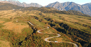 立山高原バス道路沿いの紅葉(イメージ)