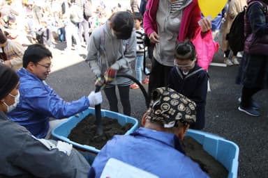 バイブレーター(振動機)にさわってみよう！