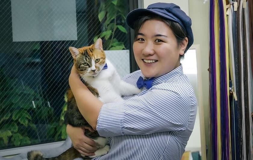 猫と飼い主がペアでおしゃれを楽しめる！
「手すき和紙のペア蝶ネクタイ」を
クラウドファンディングにて予約販売開始