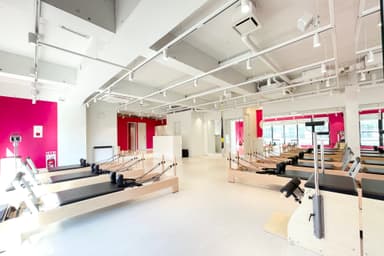 ※「URBAN CLASSIC PILATES」※写真は森ノ宮店ではございません