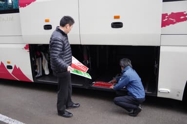 荷物室の行先表示確認