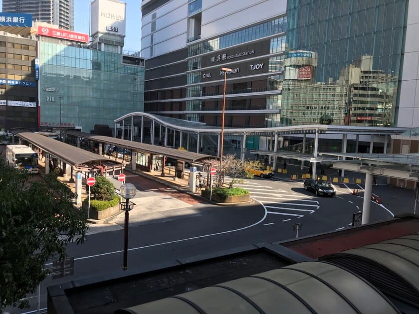 横浜駅西口と新横浜駅タクシー乗り場規制の一時停止のお知らせ
　(令和5年12月8日から実験的に)