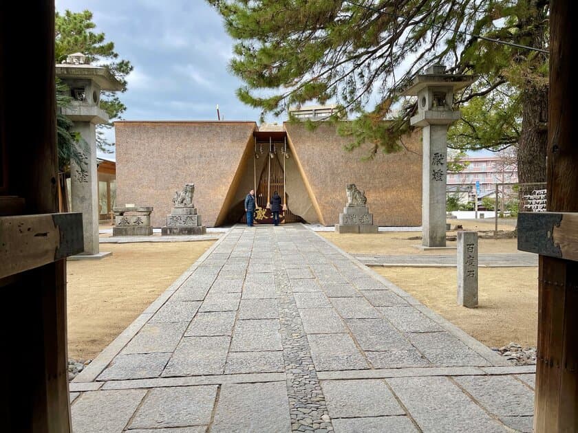 初詣はリニューアルした鳥飼八幡宮へ！
「表参道整備事業」が竣工、元日に記念イベントを開催