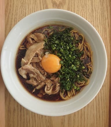 肉玉BLACK醤油ラーメン