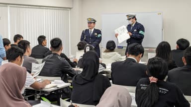 地元警察署による交通ルール講習