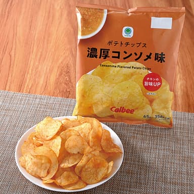 ＜第3位＞ファミマル　ポテトチップス濃厚コンソメ味