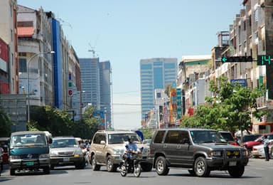 プノンペン市内　中心部の様子