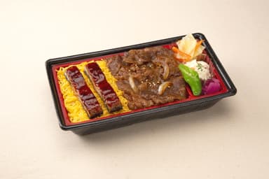 『うなぎ＆スタミナ焼肉弁当』(税込1&#44;253円／1個)