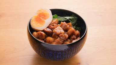 Hutte Hayashi Restaurant　魯肉飯 900円