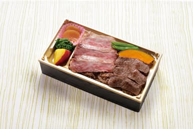 【黒毛和牛専門農場 小田畜産】サーロイン＆ランプWステーキ弁当