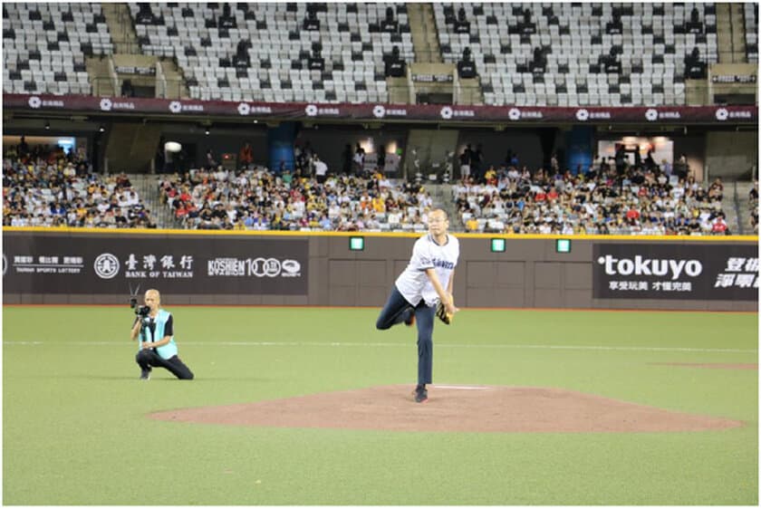 阪神甲子園球場100周年記念
7月21日（日）中華職業棒球大連盟（CPBL）
オールスターゲーム
阪神甲子園球場長による始球式を実施！