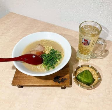 らーめん・ハイボール・高菜巻きおにぎり