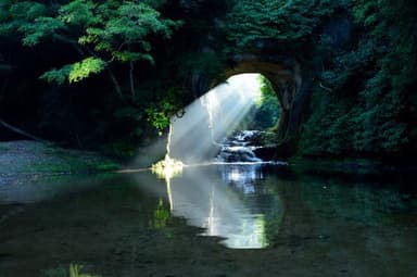 清水渓流広場(濃溝の滝・亀岩の洞窟)