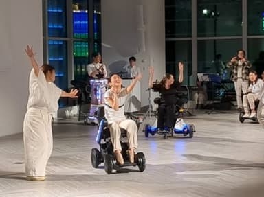 AIロボット技術を使ったダンス支援システム