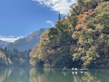 体験例：知恵と工夫が息づく昔ながらの霧幻峡の渡し乗舟体験