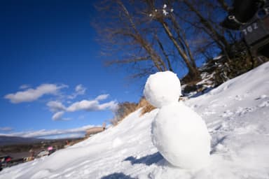 雪遊び