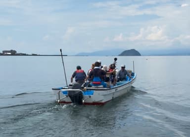 船で奥びわ湖を楽しむ(イメージ)