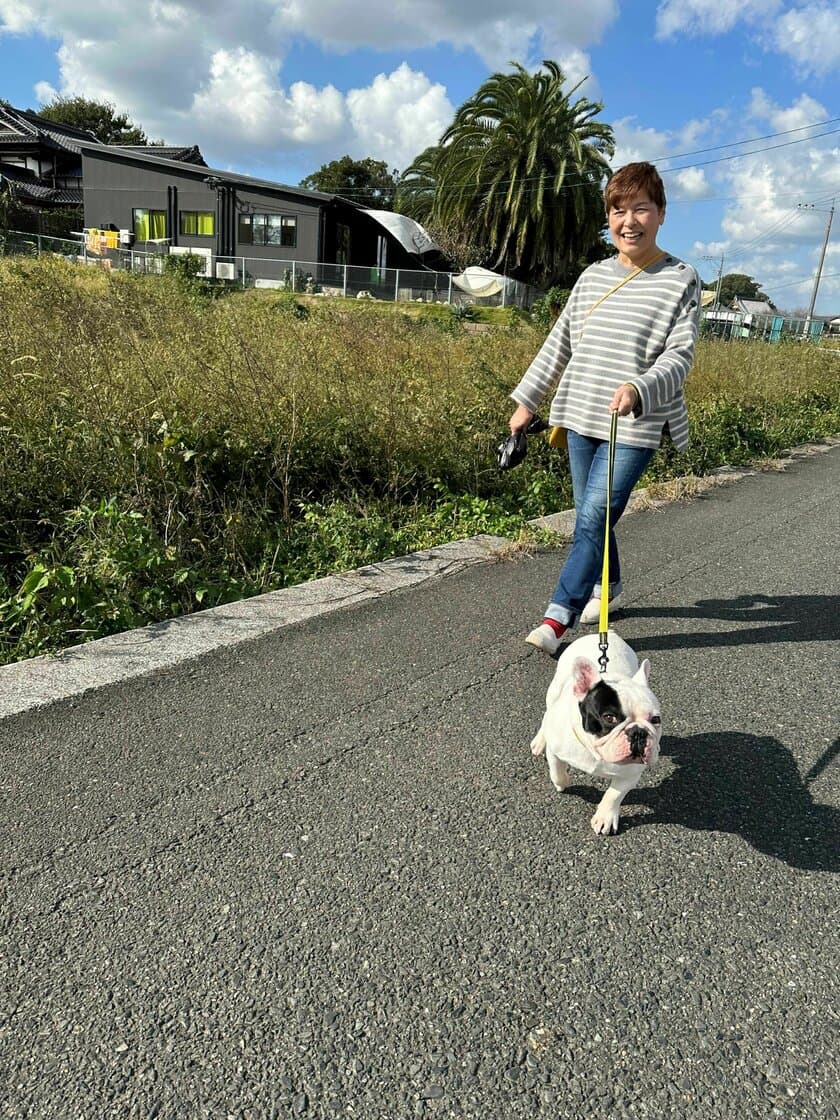 ＜新しい犬の買い方＞
長期入院時には愛犬を無料でお預かり！高齢になっても
安心して犬と暮らせる「セラピードッグ販売プラス」を開始