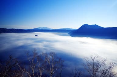 霧の摩周湖