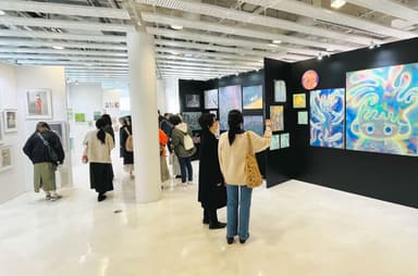 昨年の卒業・修了制作展の様子　デザイン学科2