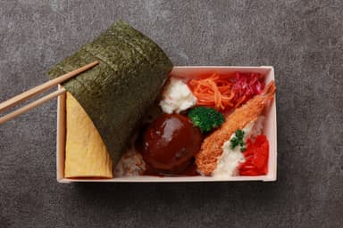 出し巻き洋食のり弁当