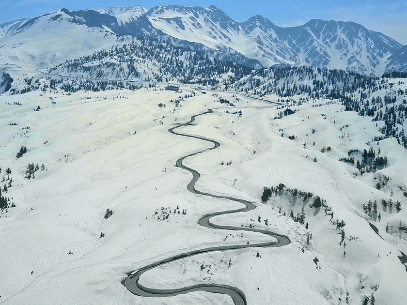 立山黒部アルペンルート、
2025年4月15日(火)の全線開通まで約1ヶ月！
室堂・雪の大谷までの除雪情報を毎週火曜日配信