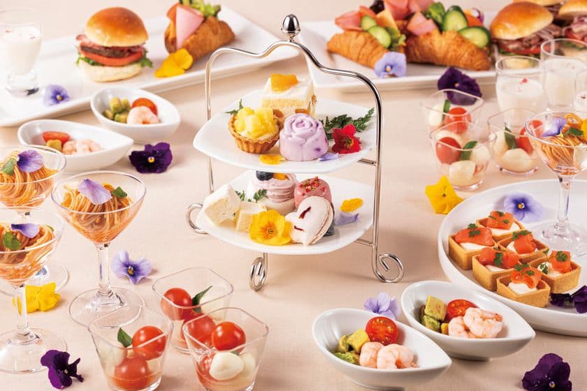 東京ベイ舞浜ホテル、
セイボリービュッフェ付きの新感覚アフタヌーンティー
アフタヌーンティービュッフェ「フラワーパーティー」を開催!
7月5日~9月15日の土・日・祝日限定
