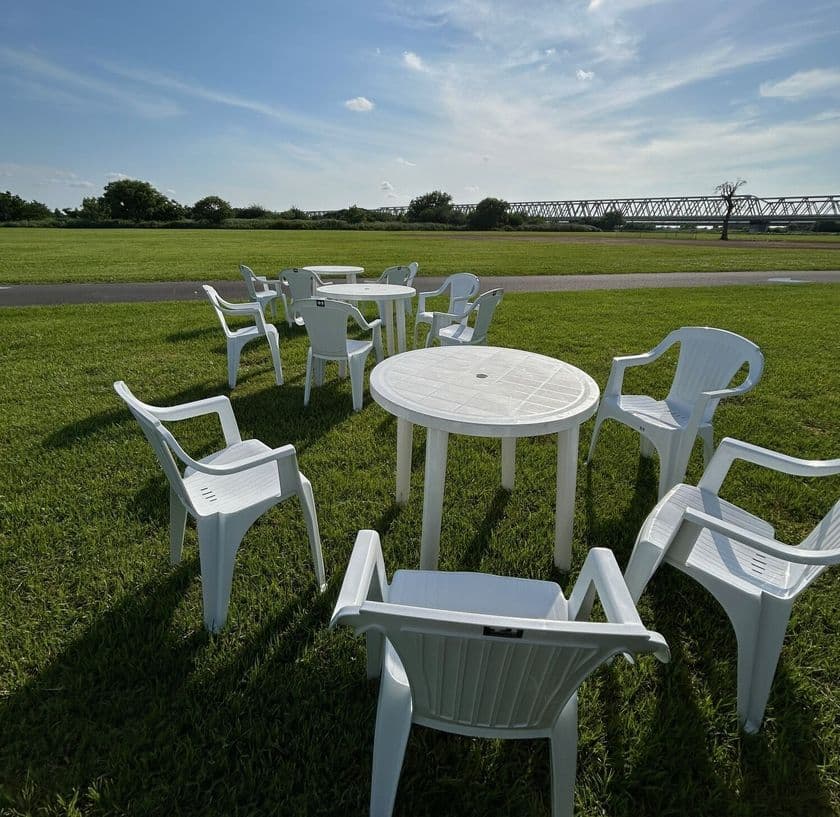 今年70回目・茨城県取手市「とりで利根川大花火」8/9開催!
花火をゆったりと鑑賞できる「テーブル席」を新設・販売