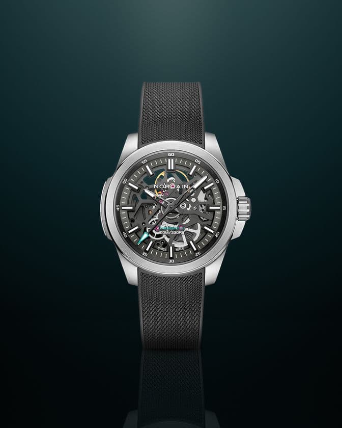 その力強さは、独立企業ノルケインにしか生み出せない。
精悍さを究めたスケルトンウォッチ、
2つの「Independence Skeleton 40mm」誕生。