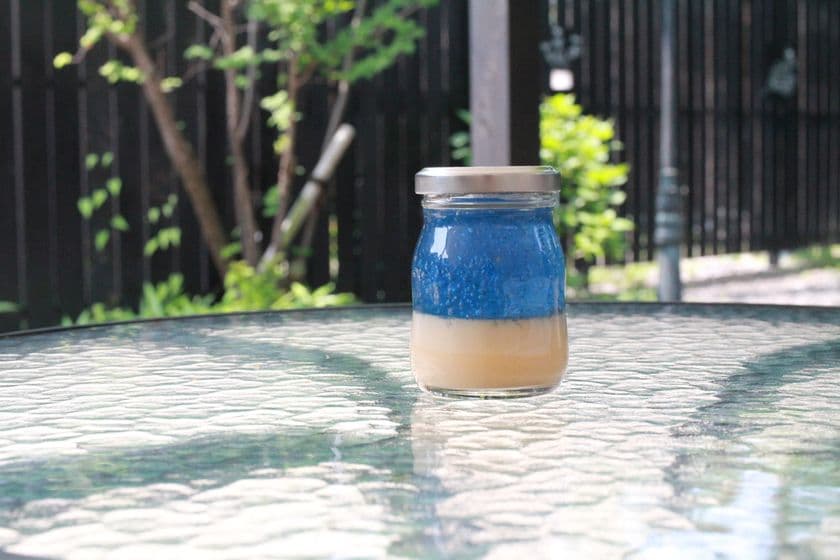 琵琶湖を一口で味わう新名物!爽やかなブルーのジュレが映える
“琵琶湖プリン”を滋賀県長浜市・黒壁プリンにて8月13日発売